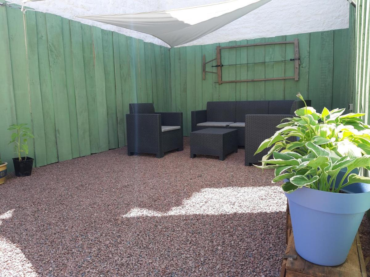 Les Volets Verts Aulnay Aulnay  Exterior foto